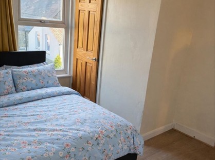 Room in a Shared House, Burgess Road, ME2