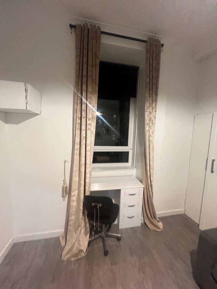 Room in a Shared House, North St, G3 photo 3