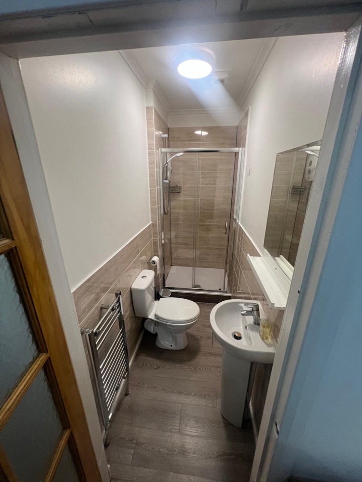 Room in a Shared House, North St, G3 photo 4