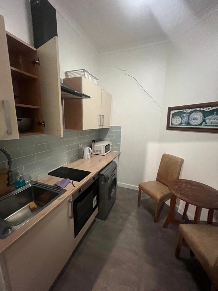 Room in a Shared House, North St, G3 photo 5