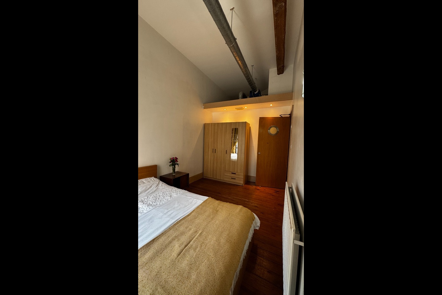 2 Bed Flat, The Edge, NG1 photo 3