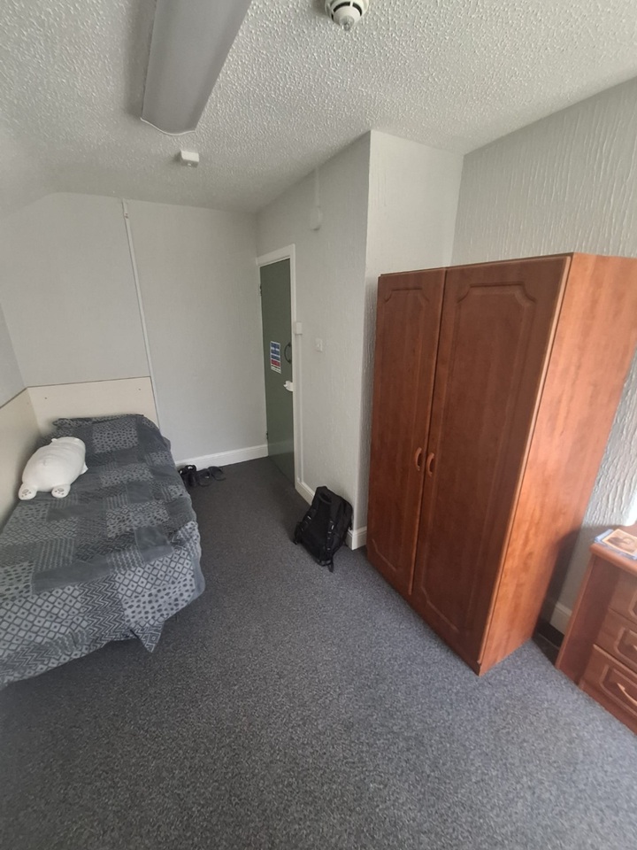 Additional image 3 of Room in a Shared House, Colum Place, CF10, N1 7GU