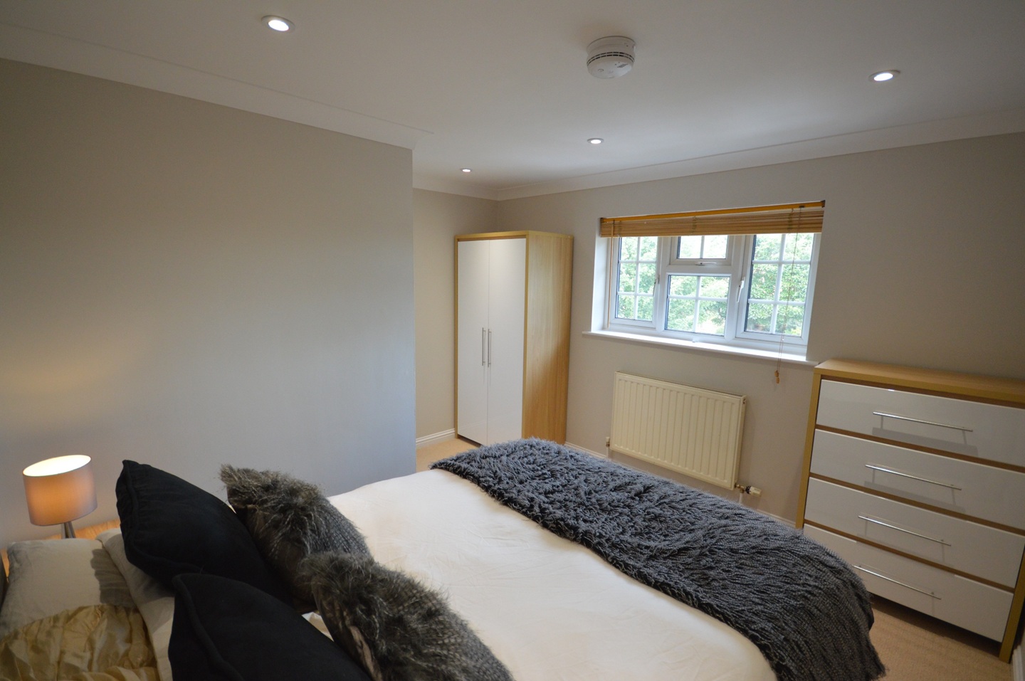 Room in a Shared House, Verulam Way, CB4