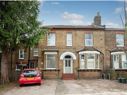 Studio Flat, Croydon Road, SE20