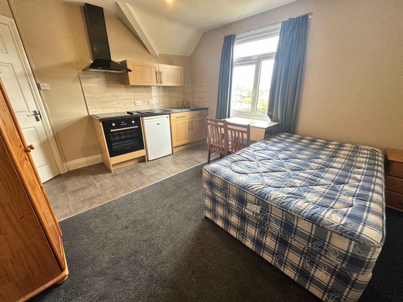 Additional image 2 of Bedsit, Manor Park, BS6, N1 7GU