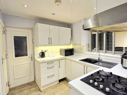 3 bed semi-detached house for rent in 3 Bed Semi-Detached House, Acomb Gardens, NE5