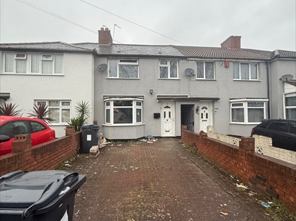 Room in a Shared House, Nansen Road, B8