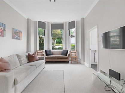 1 Bed Flat, Porchester Terrace North, W2