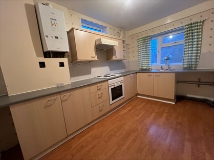 Studio Flat, Trenholme Avenue, BD6
