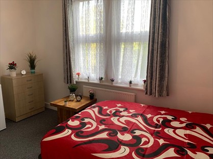 Room in a Shared House, The Ridgeway, EN2