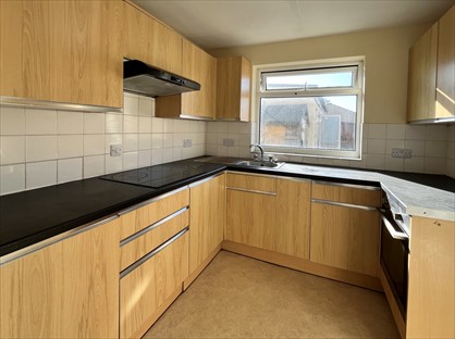 5 Bed Terraced House, Mackie Road, BS34