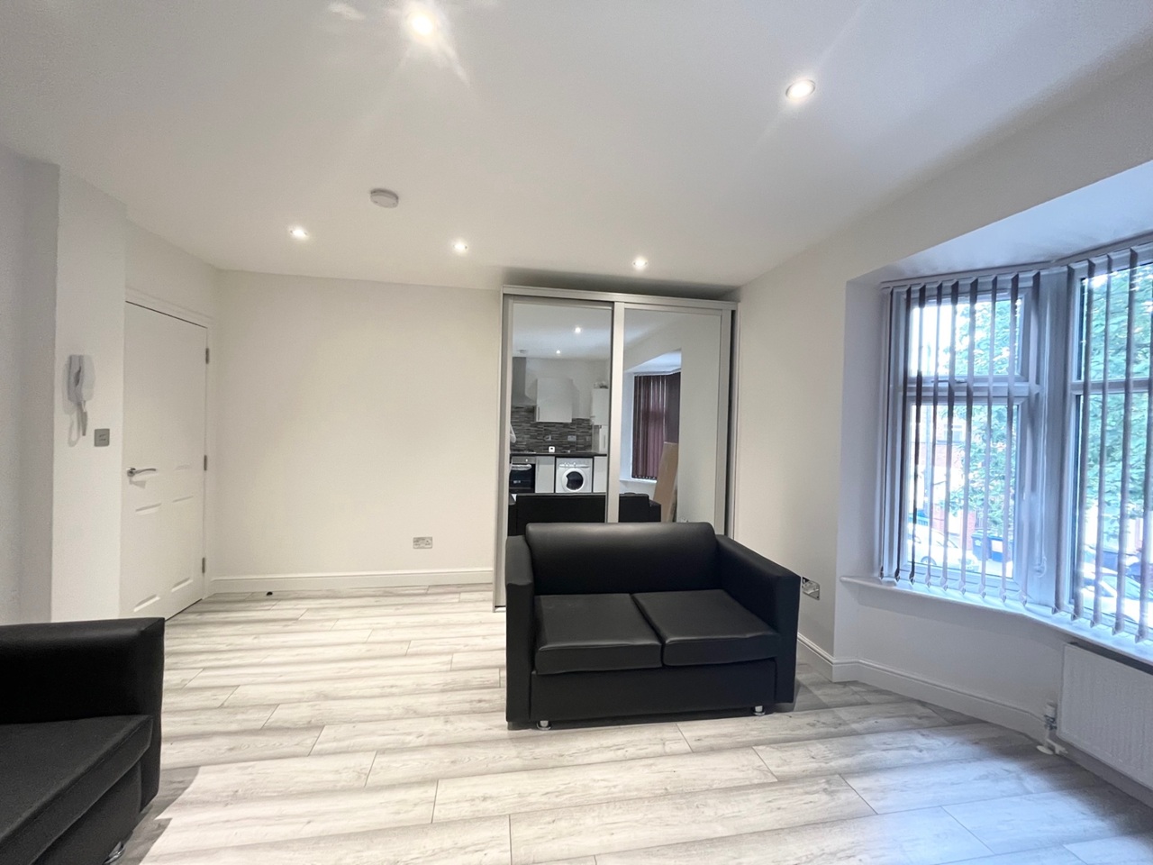 Additional image 4 of 2 Bed Flat, Winchester Avenue, LE3, N1 7GU