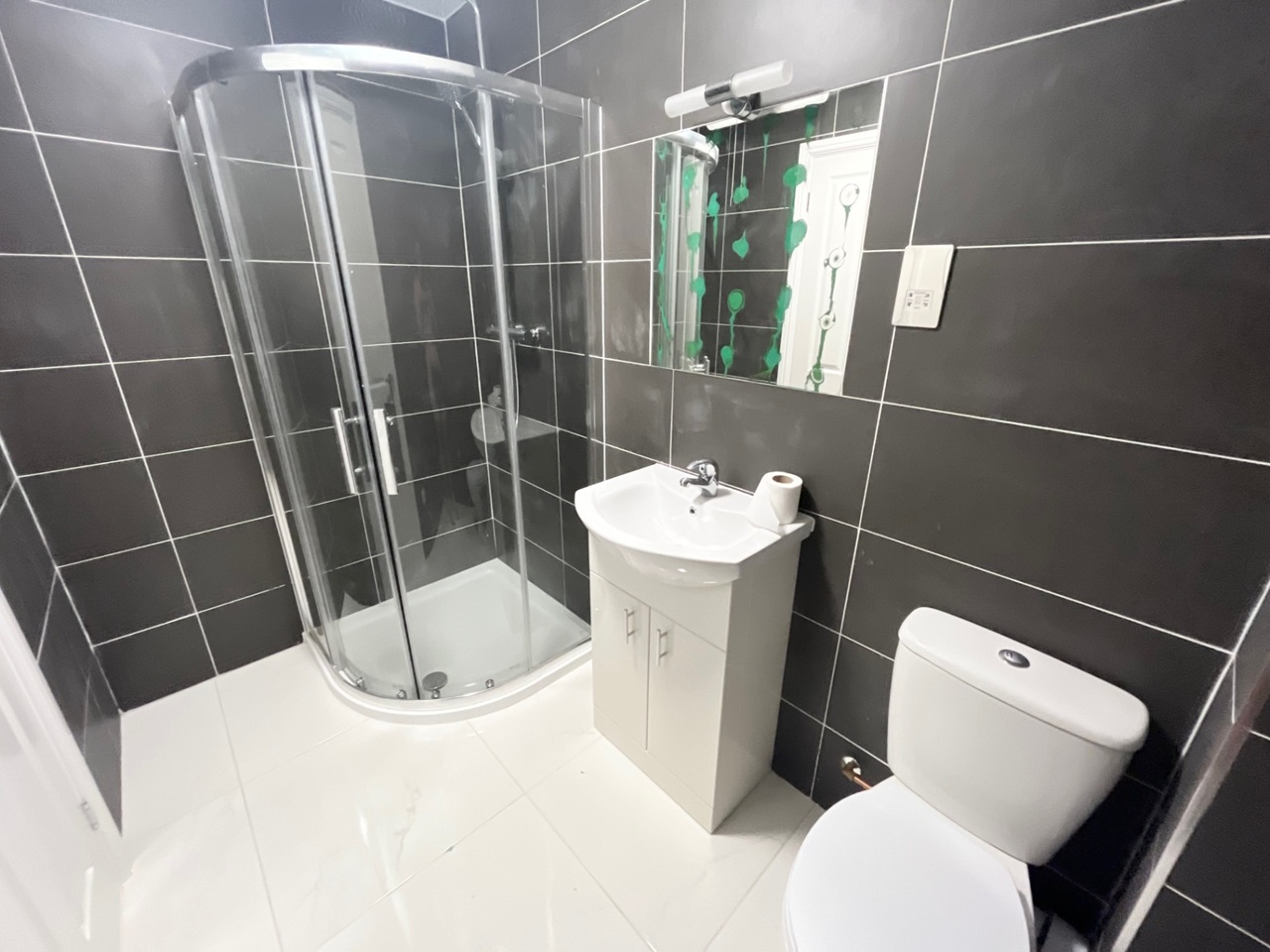 Additional image 6 of 2 Bed Flat, Winchester Avenue, LE3, N1 7GU