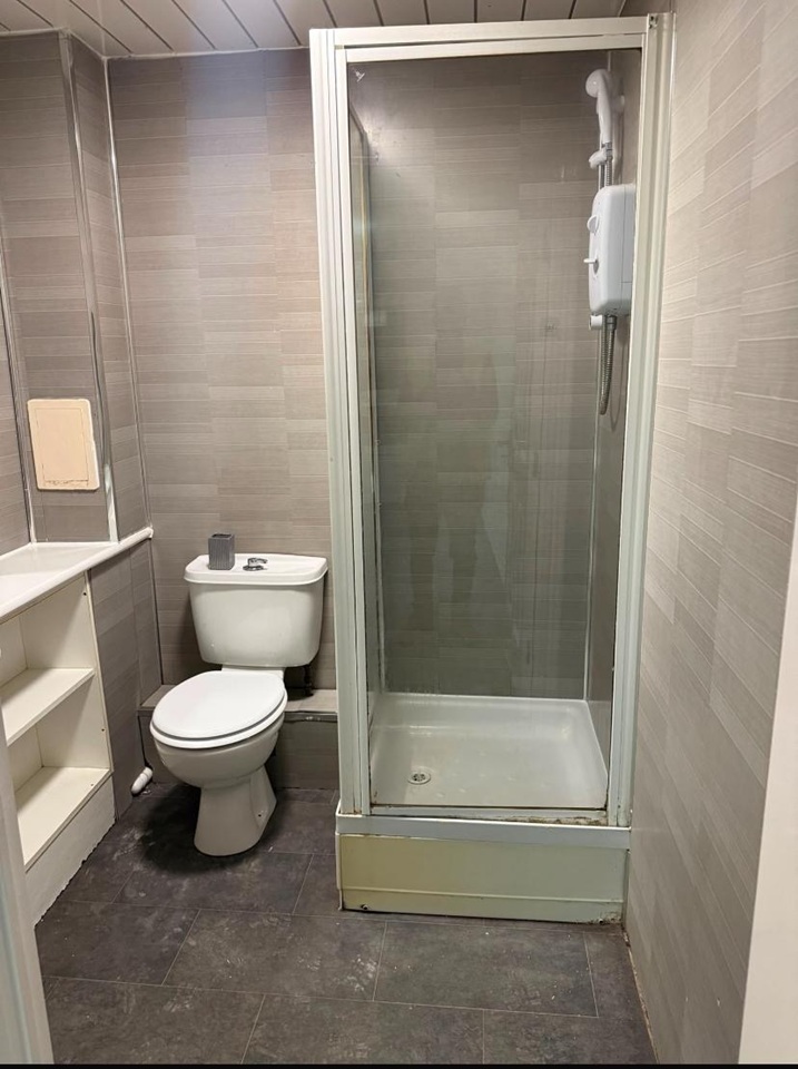 2 Bed Flat, Wallace Street, G5 photo 5