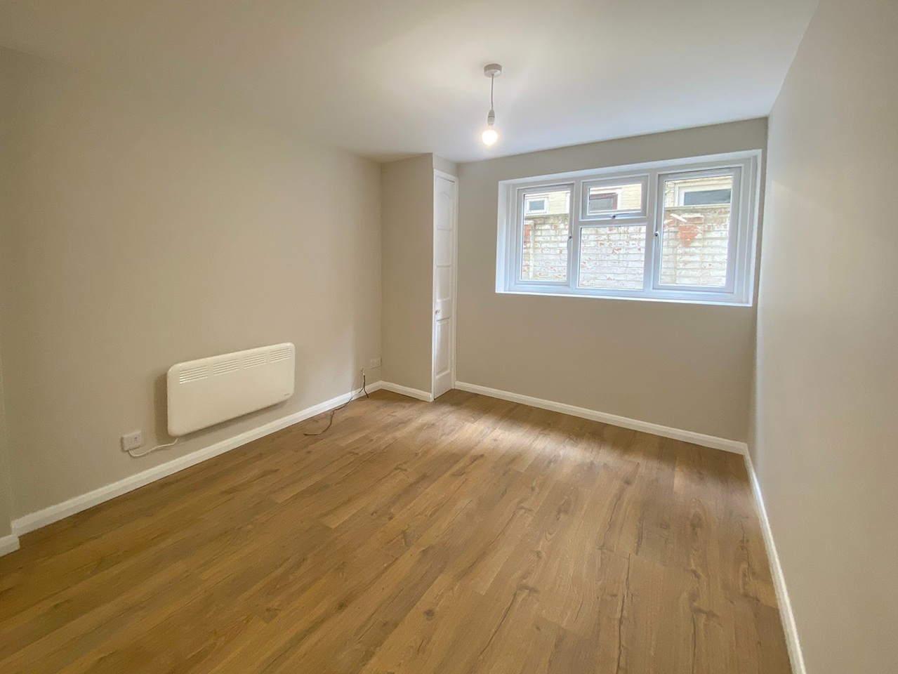 Additional image 3 of 2 Bed Flat, Thoday St, CB1, N1 7GU