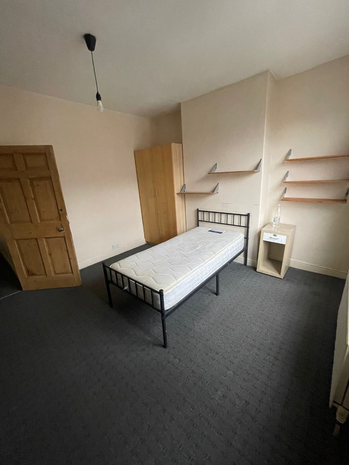 Additional image 6 of Room in a Shared House, Clarke Square, S2, N1 7GU