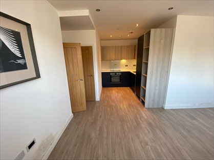 2 Bed Flat, Furness House, RH1