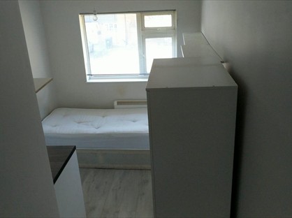 Studio Flat, Bannister Close, UB6