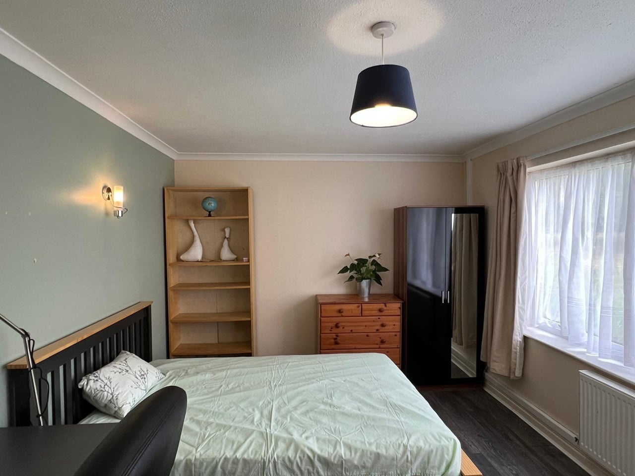 4 Bed Semi-Detached House, Leam Green, CV4, N1 7GU