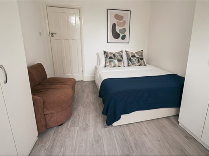 Room in a Shared House, Hendale Avenue, NW4