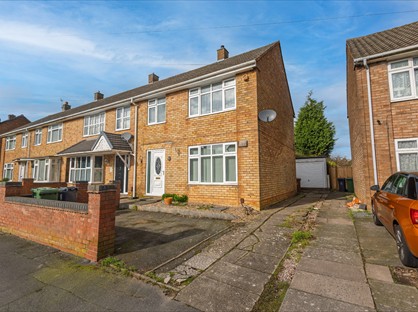 3 Bed Semi-Detached House, Avon Crescent, WS3