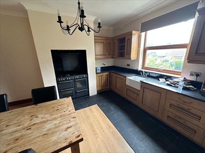 Bedsit, Ashdown Road, WF1