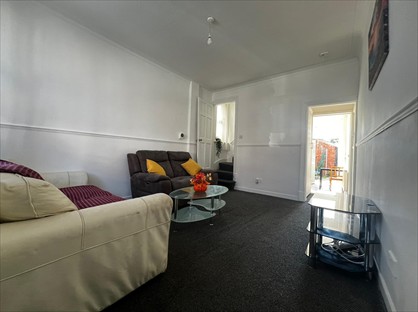 2 Bed Terraced House, Gordon St, WF1