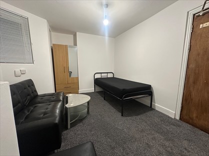 Room in a Shared House, Westfield Terrace, WF1