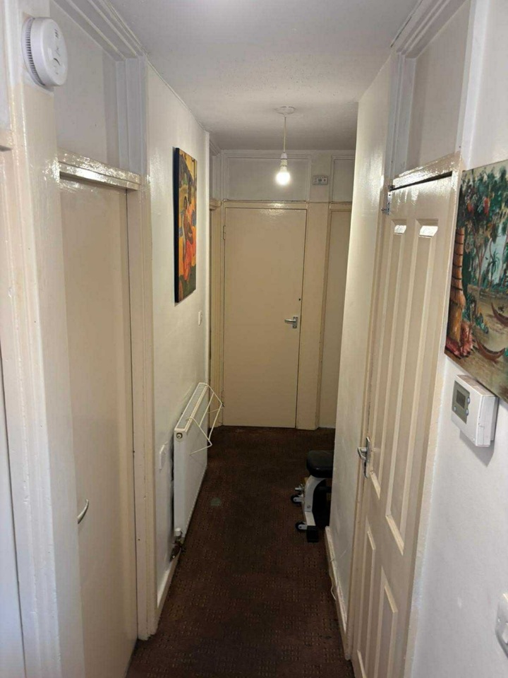 Additional image 10 of Room in a Shared House, Sheridan House, SW11, N1 7GU