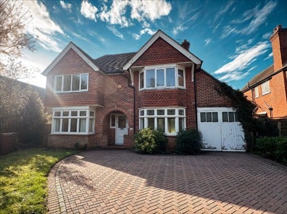 3 Bed Detached House, Shinfield Road, RG2