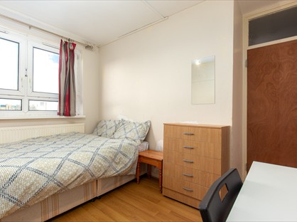 Room in a Shared Flat, Whitechapel, E1