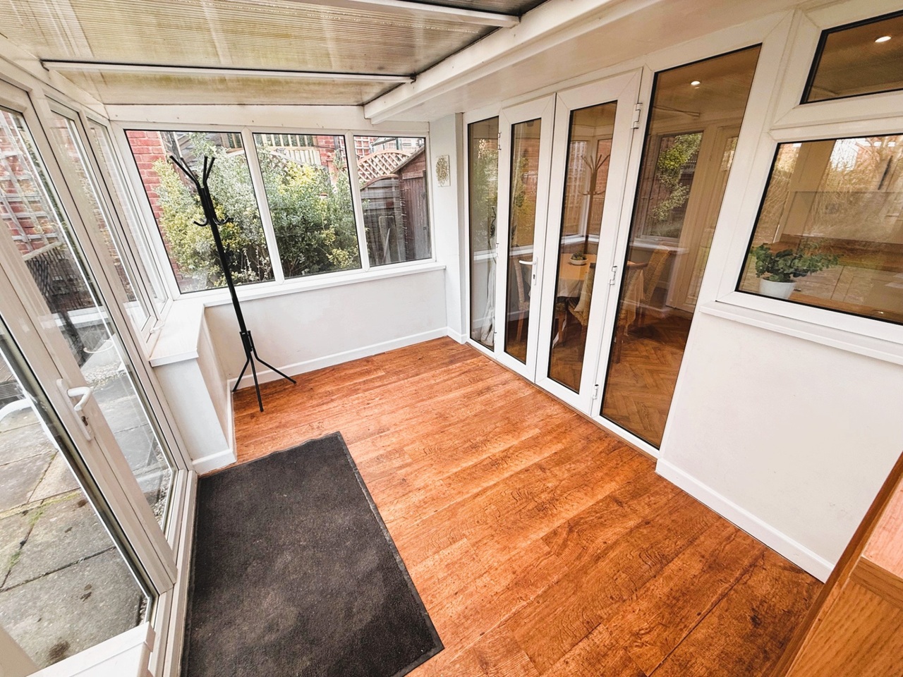 Additional image 2 of 3 Bed Semi-Detached House, Glenwood Crescent, S35, N1 7GU