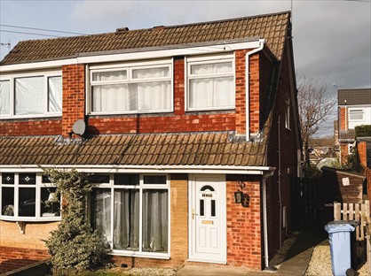 3 Bed Semi-Detached House, Glenwood Crescent, S35