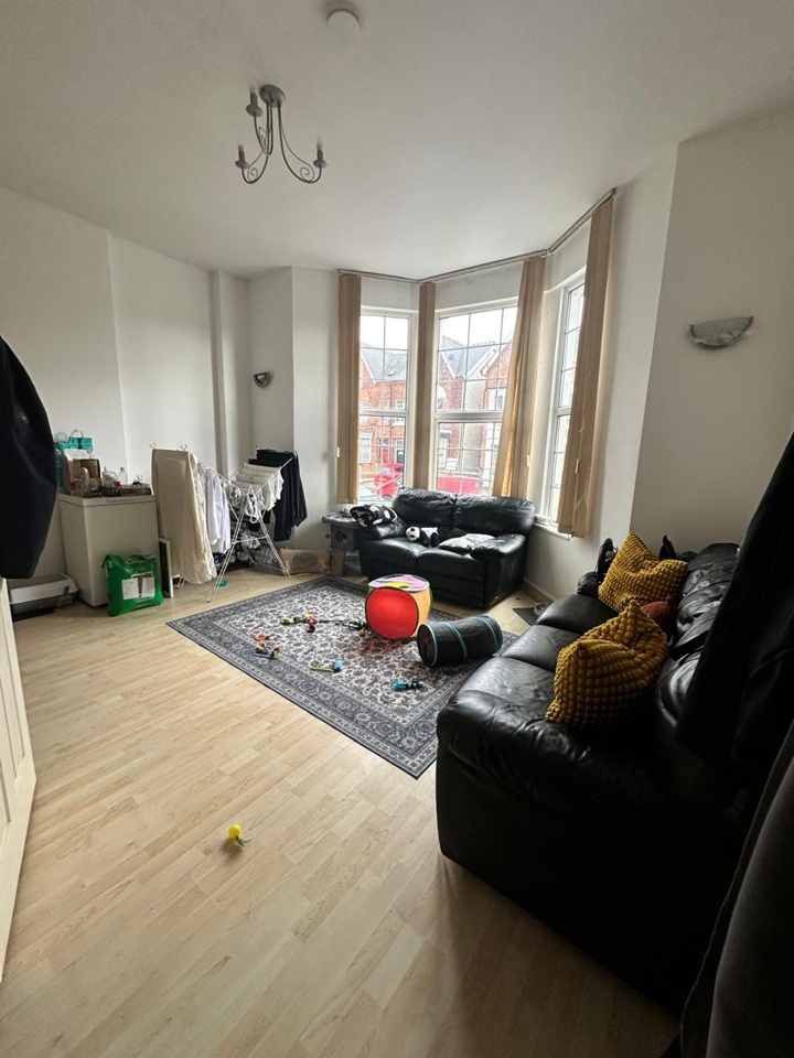 1 Bed Flat, Gillott Road, B16 photo 4