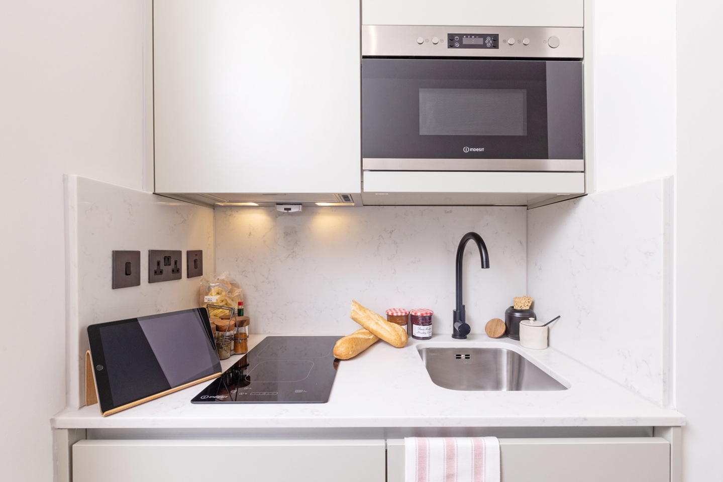 Additional image 8 of Studio Flat, The James, L2, N1 7GU