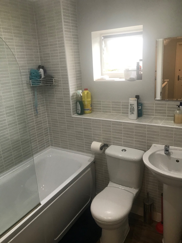 Additional image 4 of Room in a Shared House, Circus Drive, CB4, N1 7GU