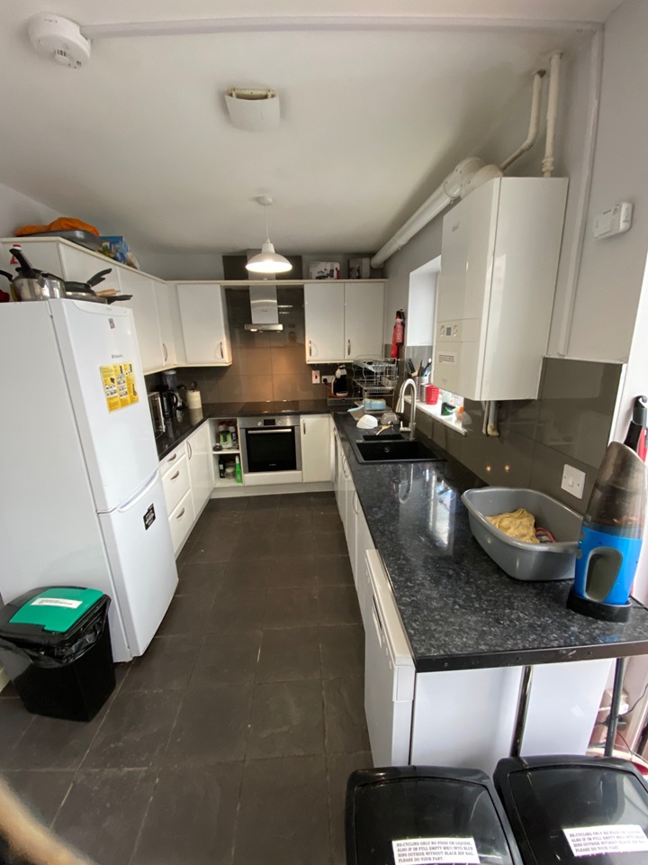 Additional image 5 of Room in a Shared House, Circus Drive, CB4, N1 7GU