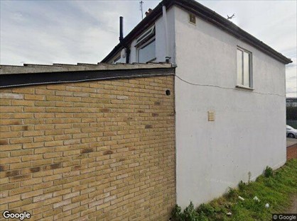 4 Bed Semi-Detached House, Beavers Lane, TW4