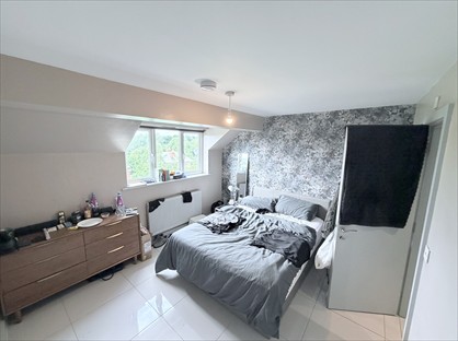 Room in a Shared House, Tideswell Court, S5