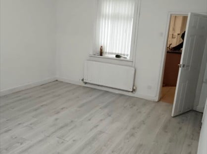 3 Bed Terraced House, Cambridge St, BB9