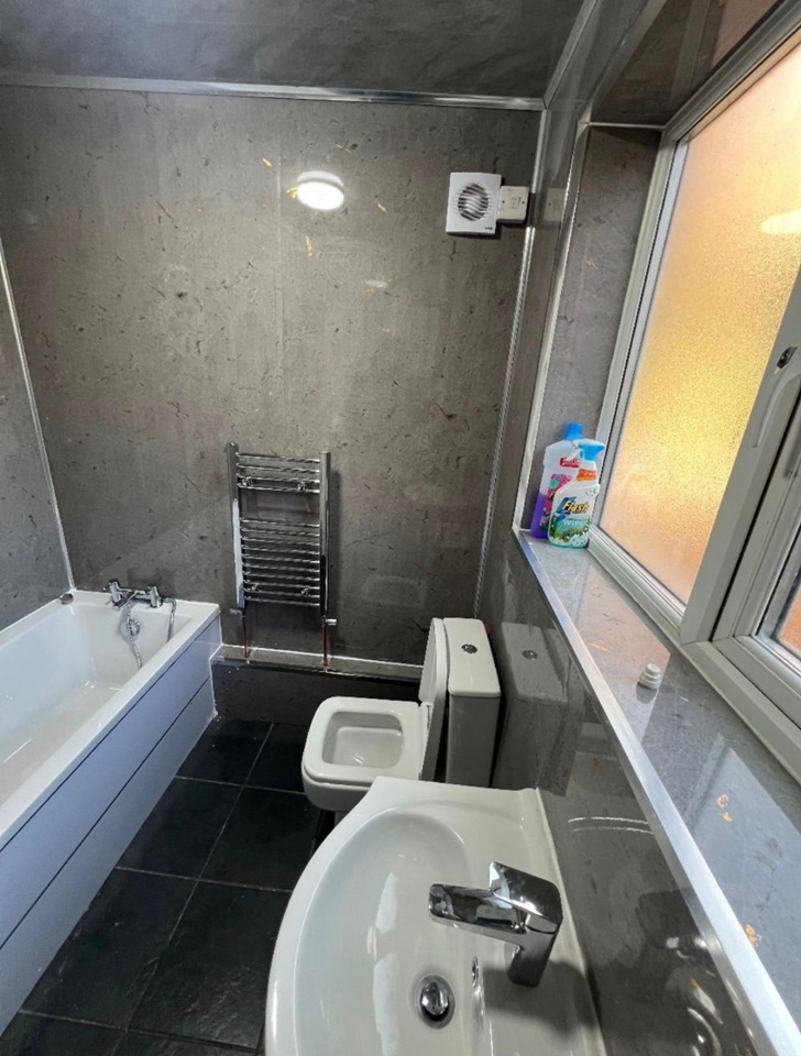 3 Bed Detached House, Osborne St, NG7, N1 7GU