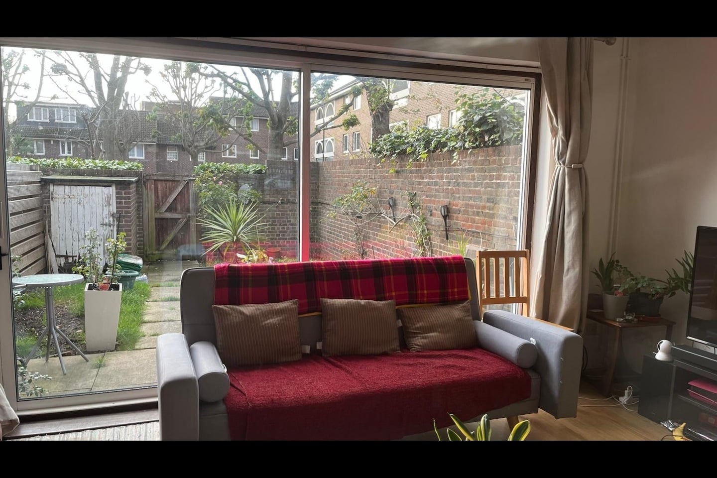 Additional image 3 of 3 Bed Semi-Detached House, White Horse Lane, E1, N1 7GU