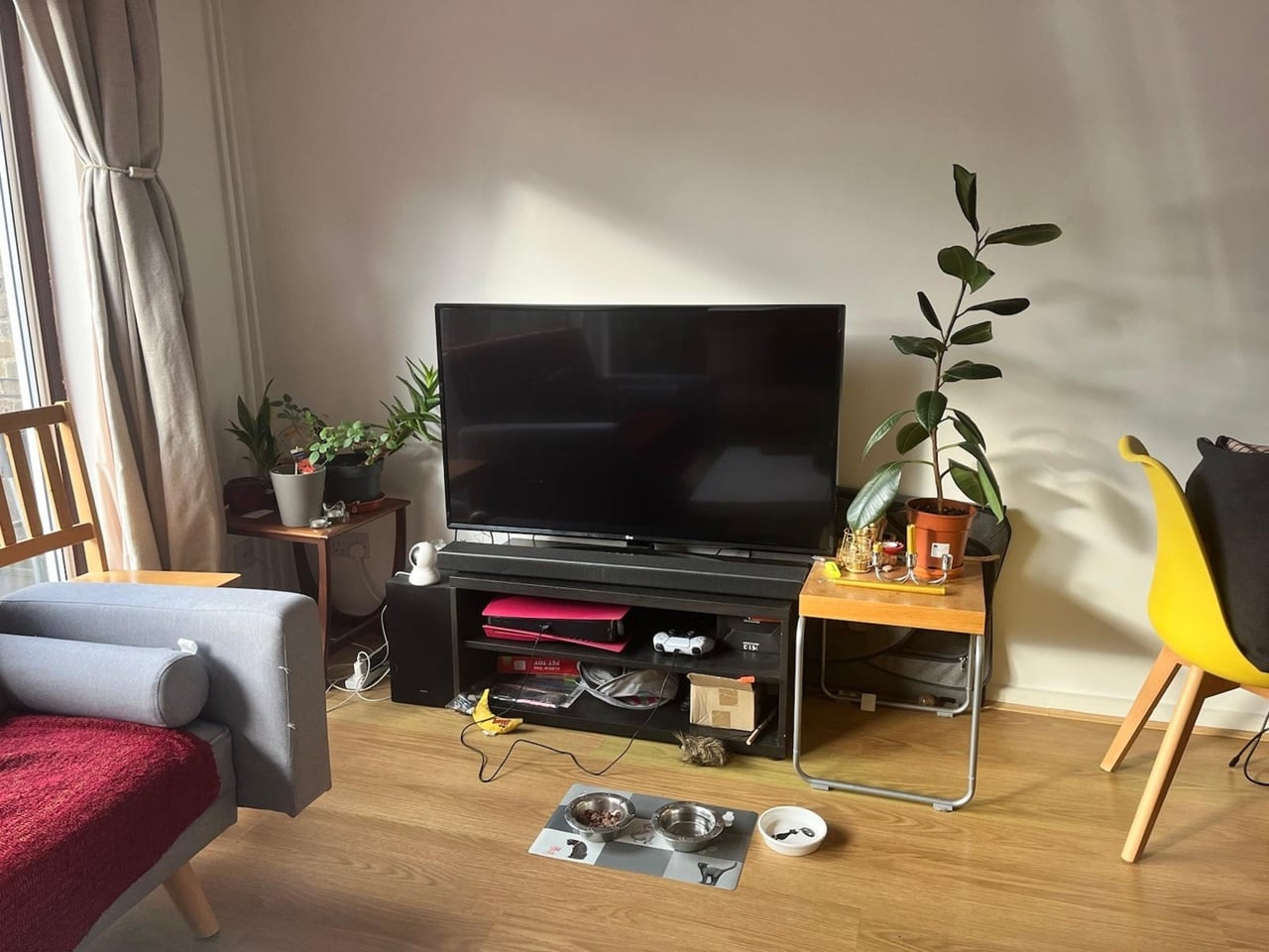 Additional image 4 of 3 Bed Semi-Detached House, White Horse Lane, E1, N1 7GU