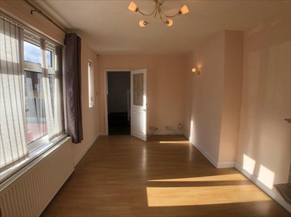 3 Bed Semi-Detached House, Heyland Road, M23