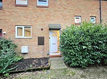 3 Bed Terraced House, Browney Path, MK41