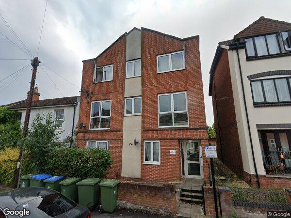 1 Bed Flat, Park Road, SO15, N1 7GU