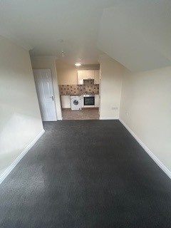 Additional image 2 of 1 Bed Flat, Park Road, SO15, N1 7GU