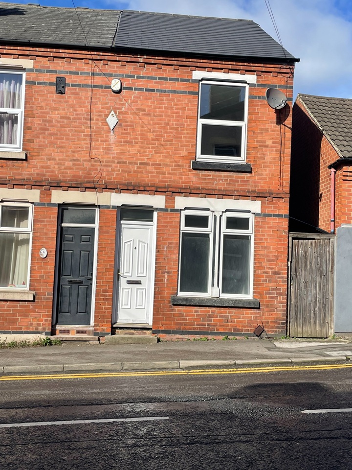 2 Bed Semi-Detached House, Haydn Road, NG5, N1 7GU