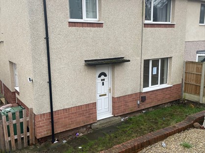 3 Bed Semi-Detached House, Hill Estate, WF9