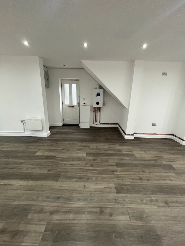 Additional image 2 of 1 Bed Flat, Firth Park Road, S5, N1 7GU